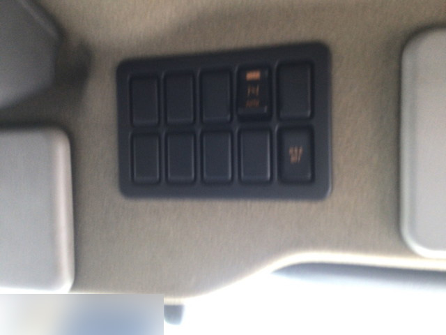 いすゞギガ汚泥吸引車大型（10t）[写真32]