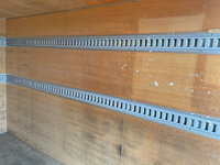 いすゞエルフパネルバン小型（2t・3t）[写真15]