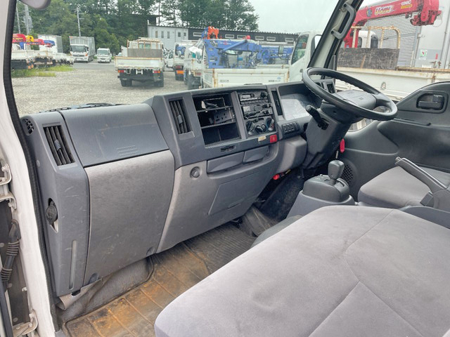 いすゞエルフパネルバン小型（2t・3t）[写真30]