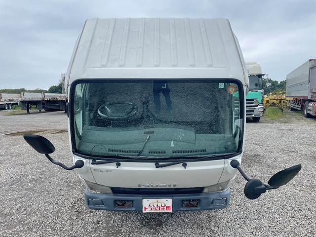 いすゞエルフパネルバン小型（2t・3t）[写真08]