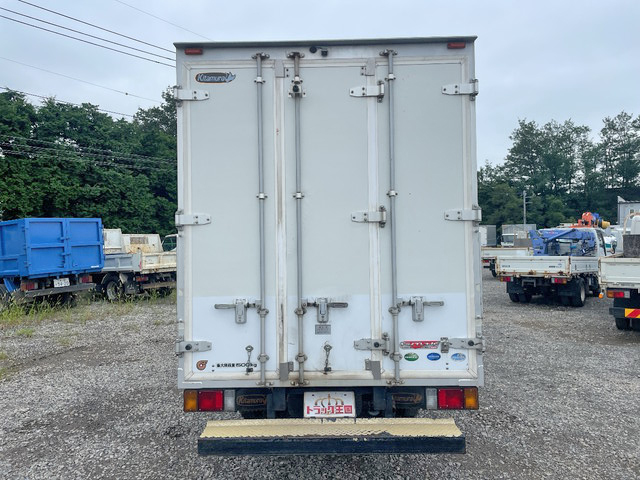 いすゞエルフパネルバン小型（2t・3t）[写真09]