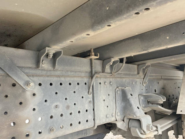 いすゞエルフアルミバン小型（2t・3t）[写真21]