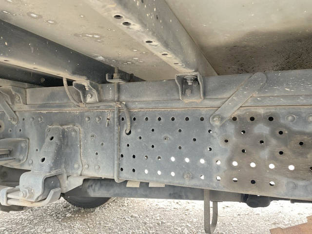 いすゞエルフアルミバン小型（2t・3t）[写真22]