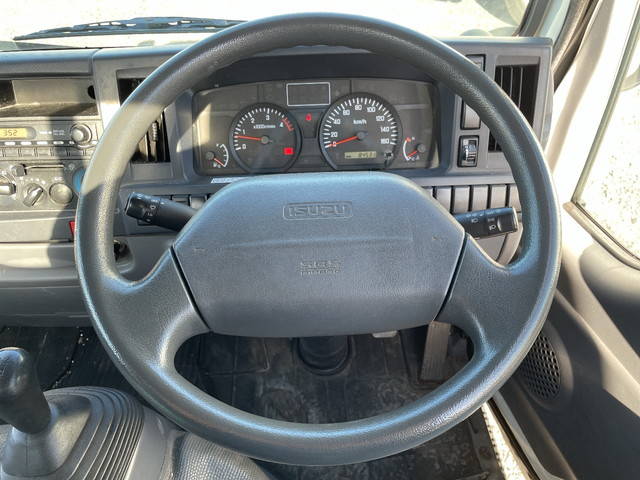 いすゞエルフ平ボディ小型（2t・3t）[写真30]