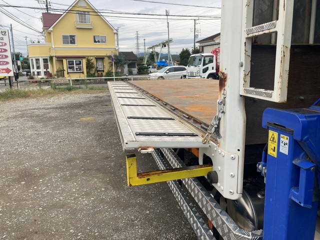 三菱ふそうファイタークレーン4段増トン（6t・8t）[写真21]