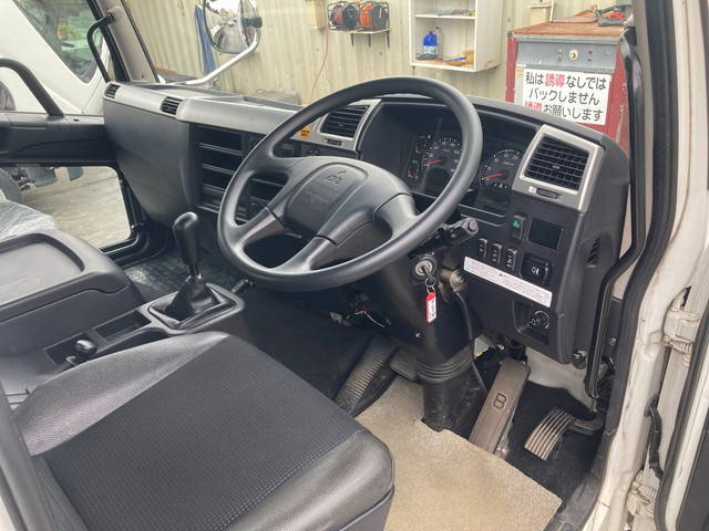 三菱ふそうファイタークレーン4段増トン（6t・8t）[写真35]