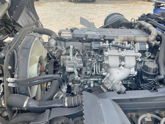 三菱ふそうファイタークレーン4段中型（4t）[写真25]