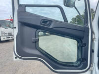 三菱ふそうファイタークレーン4段中型（4t）[写真28]