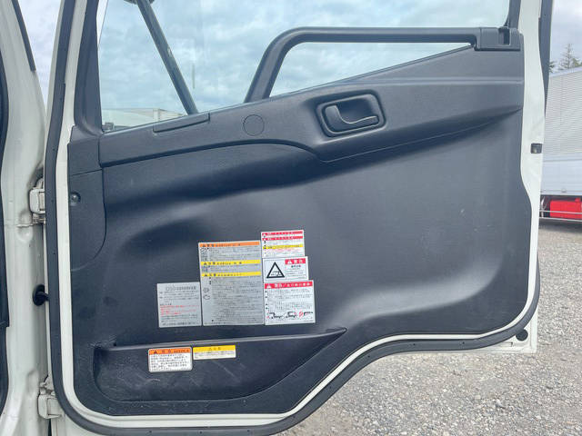 三菱ふそうファイタークレーン4段中型（4t）[写真29]