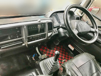 日野レンジャーダンプ増トン（6t・8t）[写真30]