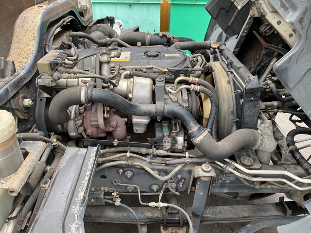 いすゞフォワード平ボディ中型（4t）[写真23]