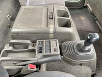 いすゞフォワード平ボディ中型（4t）[写真32]