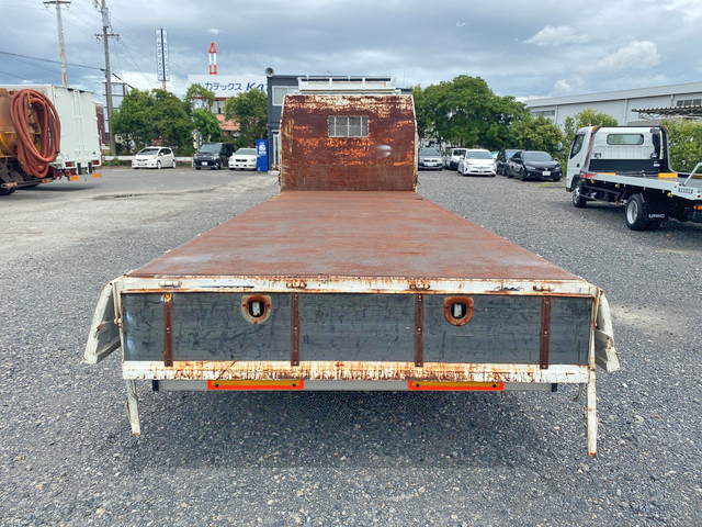 いすゞフォワード平ボディ中型（4t）[写真09]