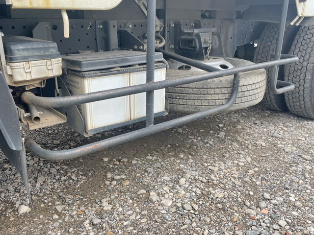 いすゞエルフ平ボディ小型（2t・3t）[写真19]