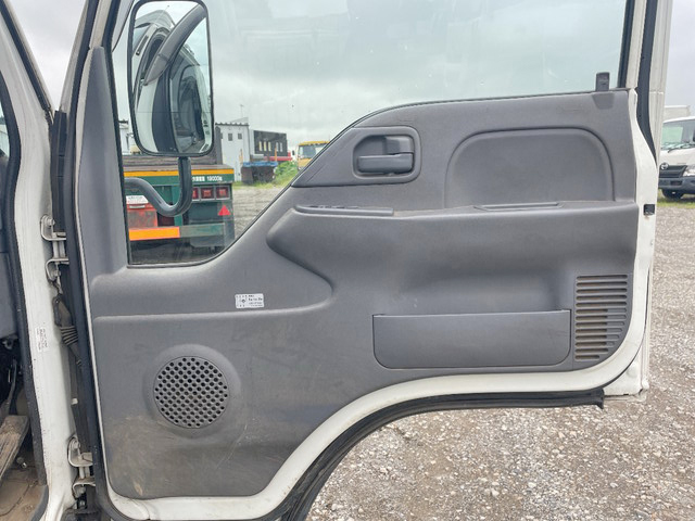 いすゞエルフ平ボディ小型（2t・3t）[写真29]