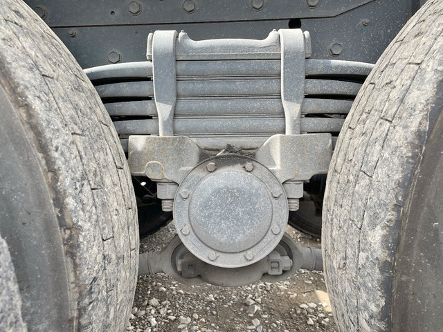 三菱ふそうスーパーグレートトレーラーヘッド（トラクターヘッド）大型（10t）[写真18]