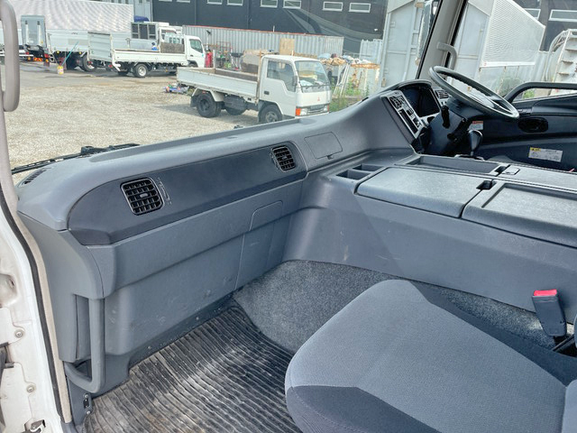 三菱ふそうスーパーグレートトレーラーヘッド（トラクターヘッド）大型（10t）[写真27]