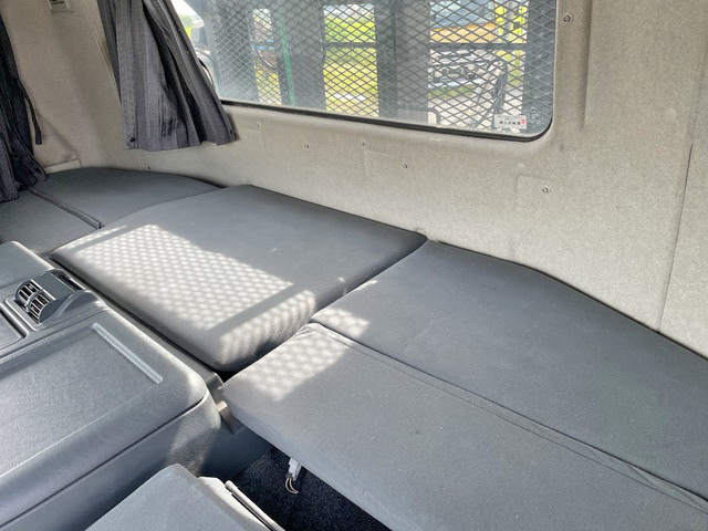 三菱ふそうスーパーグレートトレーラーヘッド（トラクターヘッド）大型（10t）[写真30]