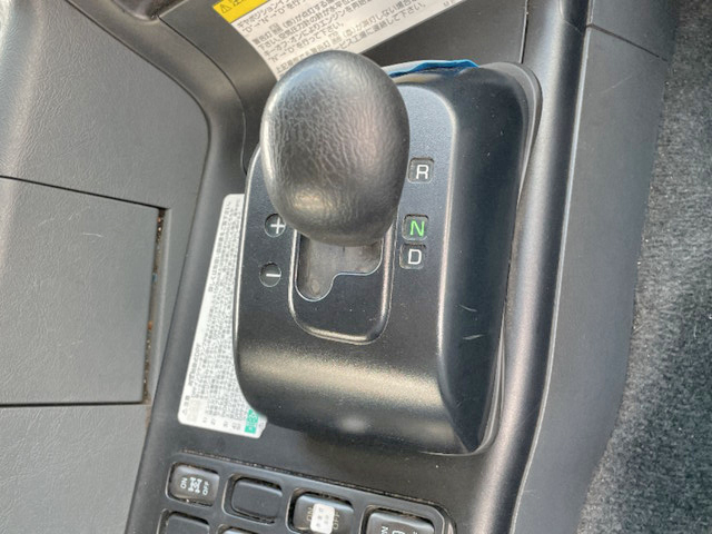 三菱ふそうスーパーグレートトレーラーヘッド（トラクターヘッド）大型（10t）[写真38]