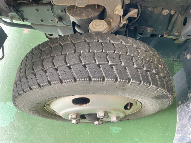 いすゞエルフアルミバン小型（2t・3t）[写真19]