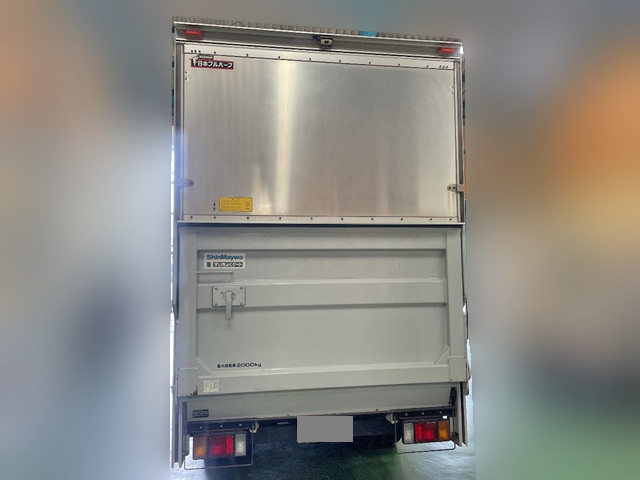 いすゞエルフアルミバン小型（2t・3t）[写真08]