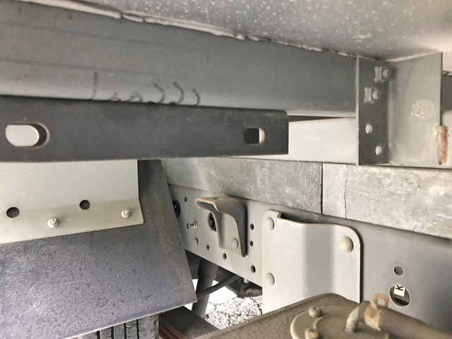 日産アトラスパネルバン小型（2t・3t）[写真21]