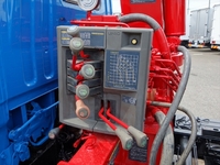 三菱ふそうファイターダンプ・クレーン付小型（2t・3t）[写真10]