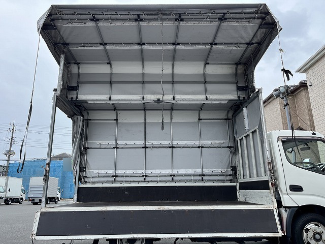 トヨタダイナ幌ウイング小型（2t・3t）[写真11]