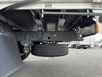 トヨタダイナ幌ウイング小型（2t・3t）[写真17]