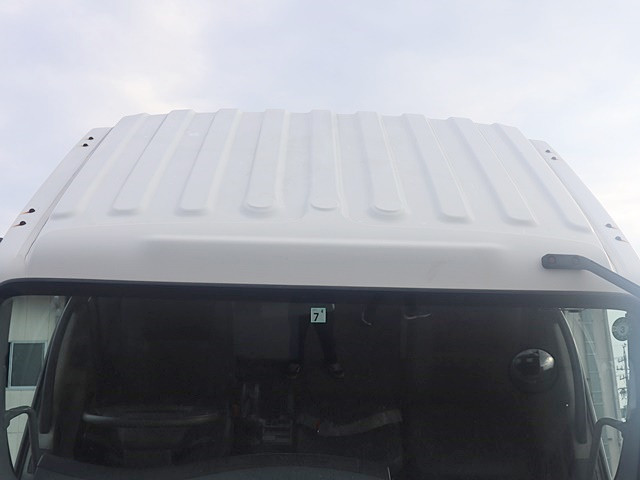 いすゞフォワードセーフティローダー中型（4t）[写真17]