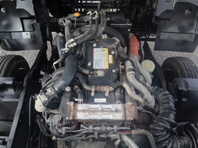 いすゞフォワードセーフティローダー中型（4t）[写真19]