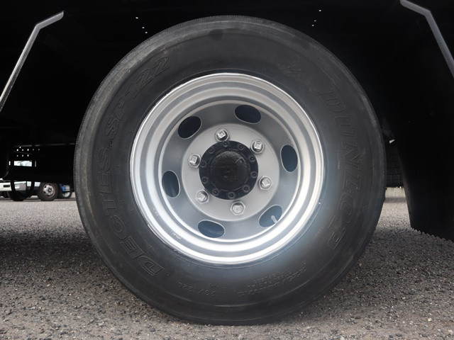 いすゞフォワードセーフティローダー中型（4t）[写真24]