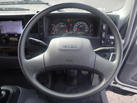 いすゞフォワードセーフティローダー中型（4t）[写真34]