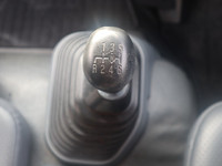 いすゞフォワードセーフティローダー中型（4t）[写真35]