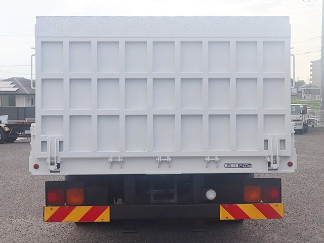 いすゞフォワードセーフティローダー中型（4t）[写真07]