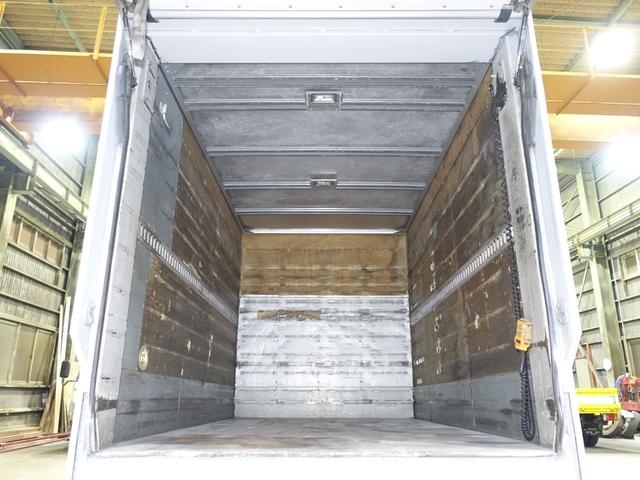 日野デュトロアルミバン小型（2t・3t）[写真13]