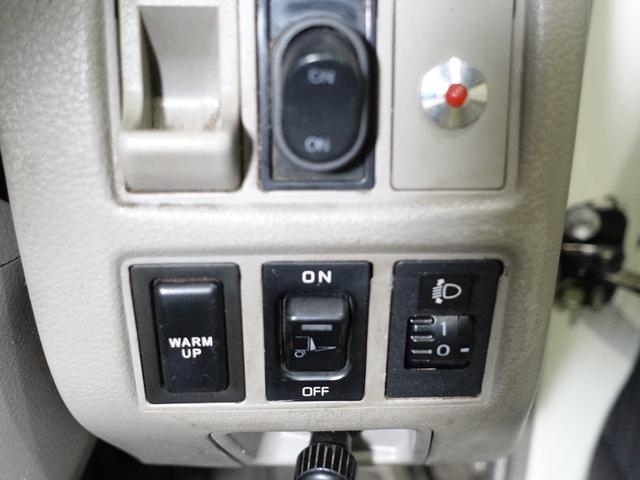 日野デュトロアルミバン小型（2t・3t）[写真40]