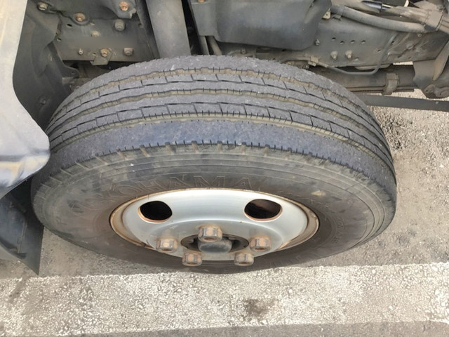 日野デュトロ高所作業車小型（2t・3t）[写真17]