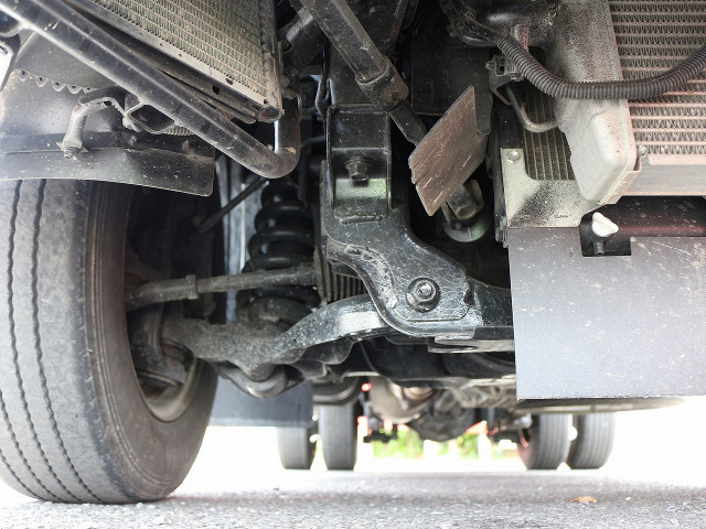 日野デュトロ平ボディ小型（2t・3t）[写真15]