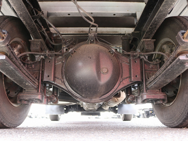 日野デュトロ平ボディ小型（2t・3t）[写真18]