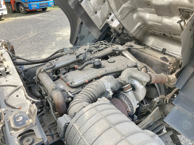 いすゞギガアルミウイング大型（10t）[写真26]