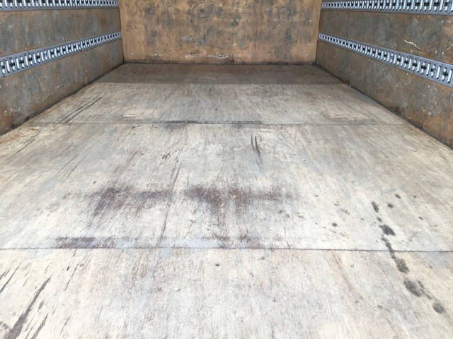 三菱ふそうキャンターアルミバン小型（2t・3t）[写真16]