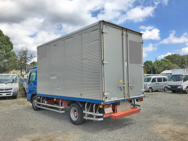 三菱ふそうキャンターアルミバン小型（2t・3t）[写真04]
