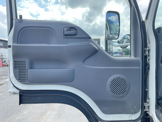 いすゞエルフ高所作業車小型（2t・3t）[写真27]