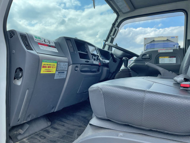 いすゞエルフ高所作業車小型（2t・3t）[写真29]