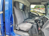 いすゞエルフアルミブロック小型（2t・3t）[写真34]