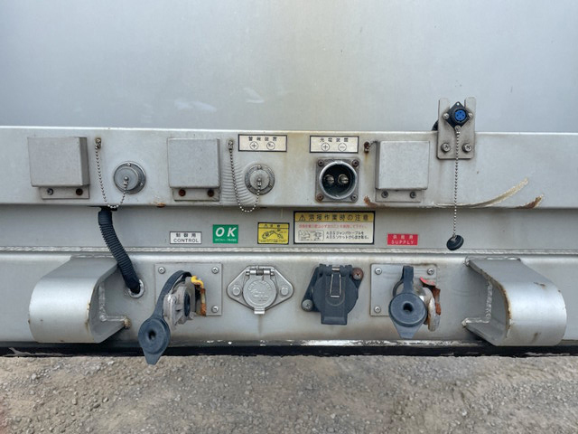 日本フルハーフその他の車種ウイングトレーラー大型（10t）[写真18]