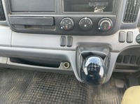 三菱ふそうキャンターアルミバン小型（2t・3t）[写真25]