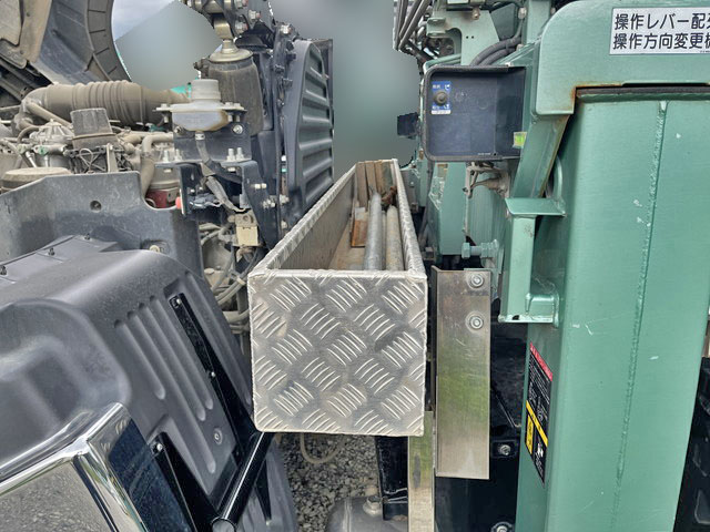 日野プロフィアクレーン4段大型（10t）[写真10]