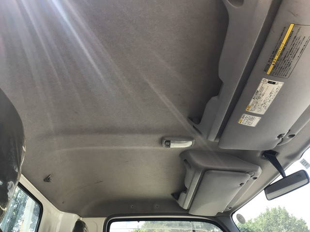 日野デュトロ平ボディ小型（2t・3t）[写真26]